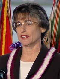 Gov Linda Lingle