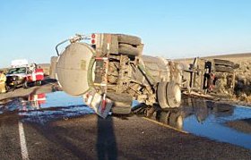 Illegal Mexican Driver Crashes Molasses Truck in Oregon