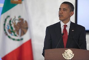 Obama-with-Mexican-Flag-in-Background