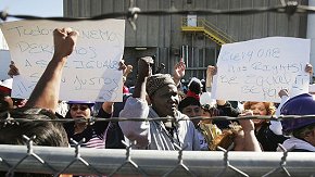 Somali Workers Arrive in Nebraska